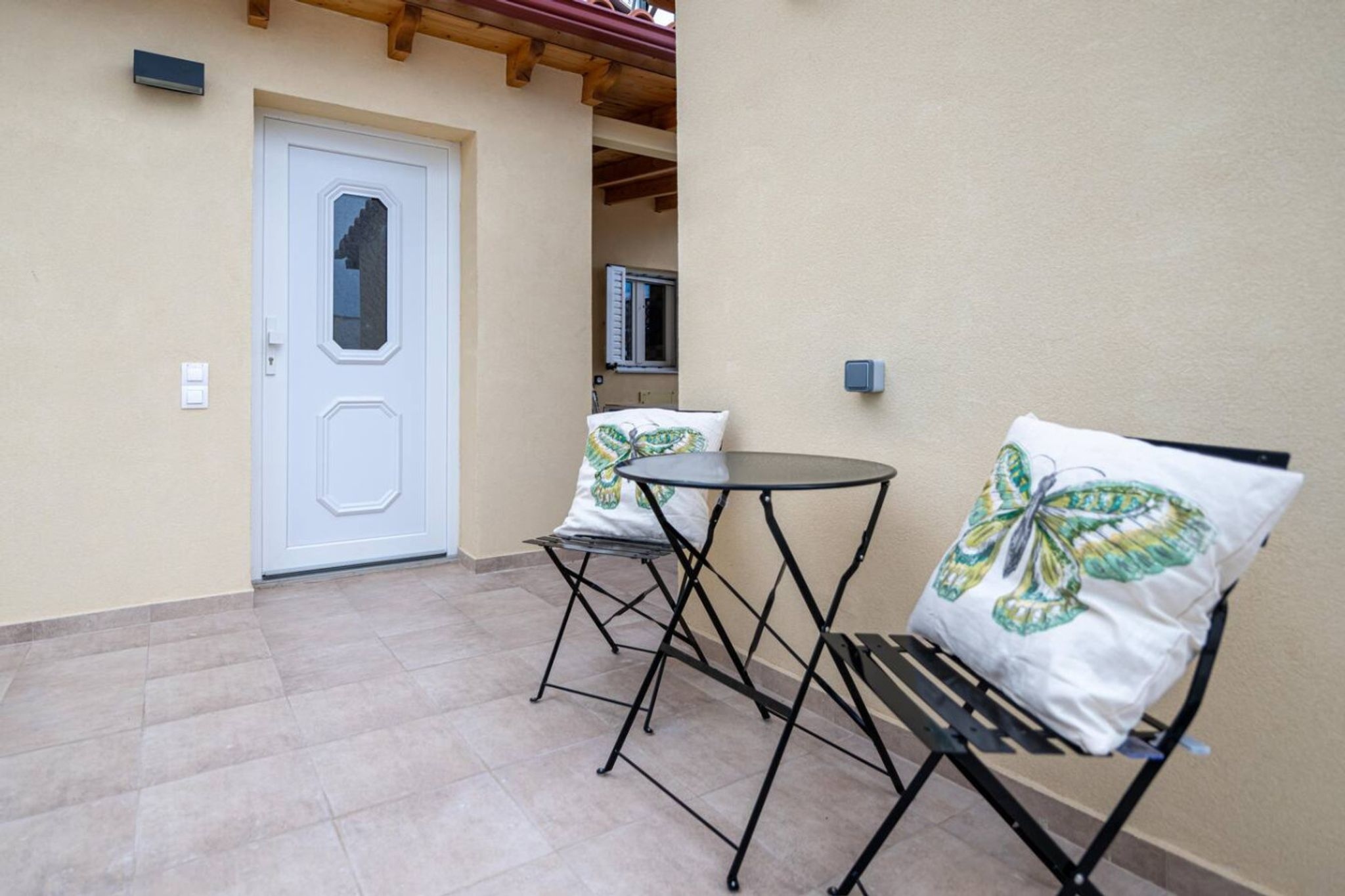 ApartmentB1 004